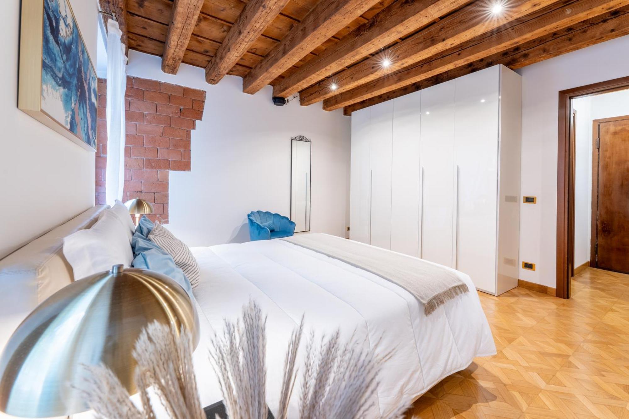 Sgarzerie Luxury Flat 2 Rooms 120Mq Verona Esterno foto