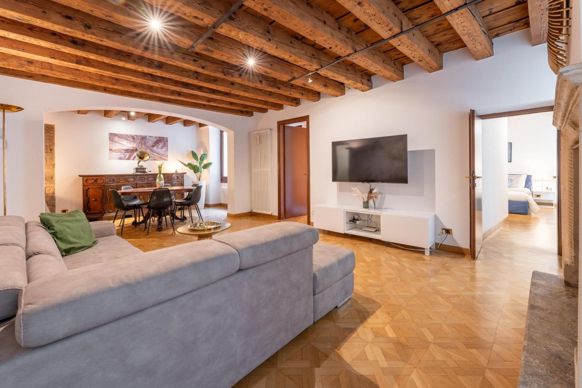 Sgarzerie Luxury Flat 2 Rooms 120Mq Verona Esterno foto